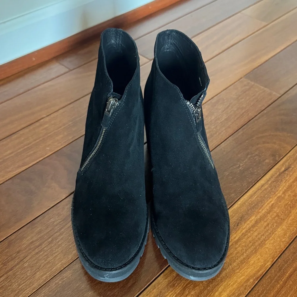 Eileen Fisher Black Suede Ankle Boots